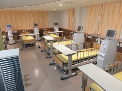 伊勢宮胃腸外科　６床の人工透析室